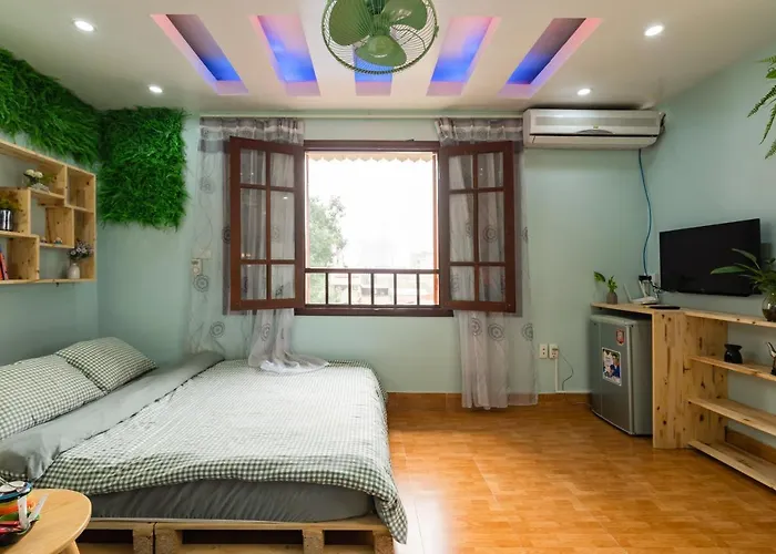 La Ava\'S Home